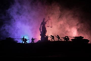 Military silhouettes fighting scene